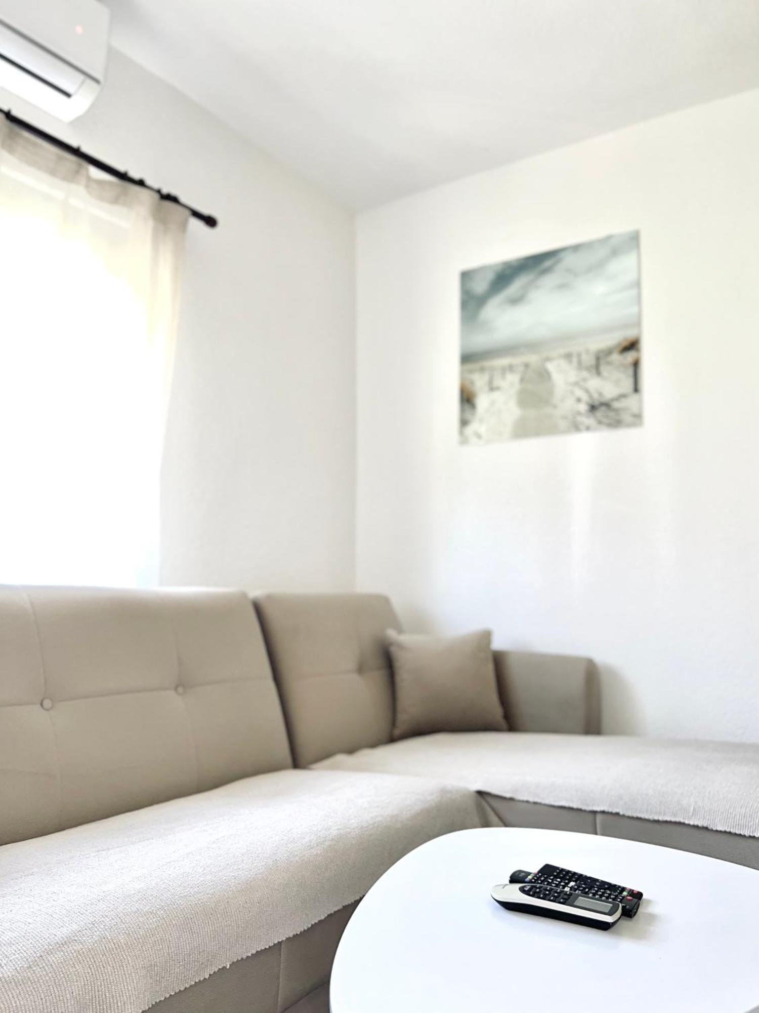 Apartman Misovic Χέρτσεγκ Νόβι Εξωτερικό φωτογραφία